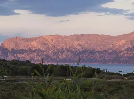 Apartament Bados Mare