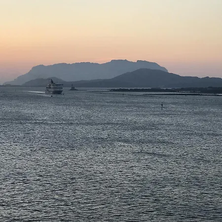 Apartament Bados Mare *